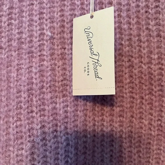 New with tags pink sweater vest size small this will fit a medium PERFECT GIFT🎄 - Picture 6 of 11